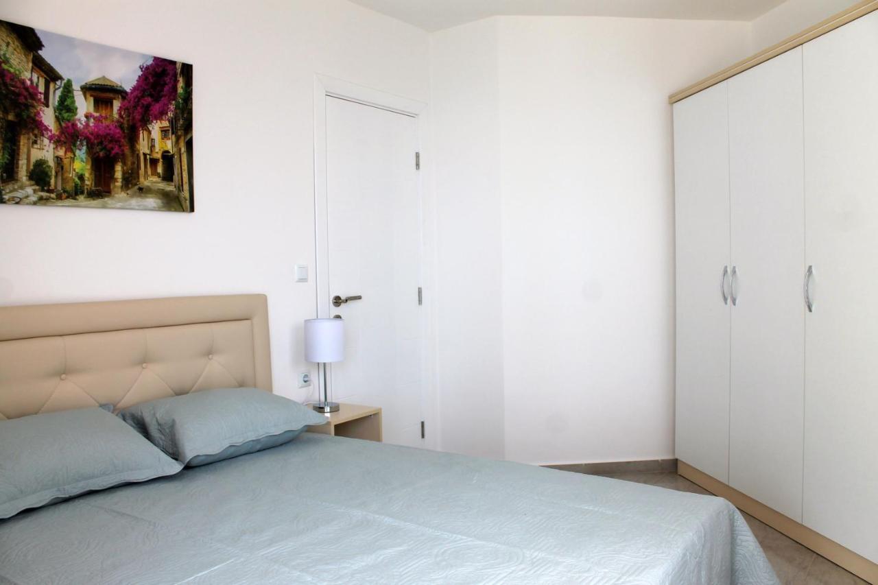 Horizon Katrina Apartments - Sea Line & Beach Access Sveti Vlas Eksteriør billede